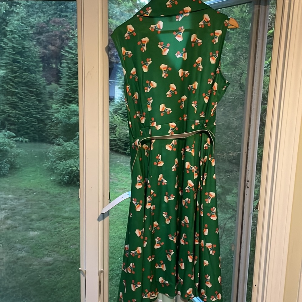 Unique Vintage size 2X roller skate dress 🛼🌈❤️ - Picture 6 of 6